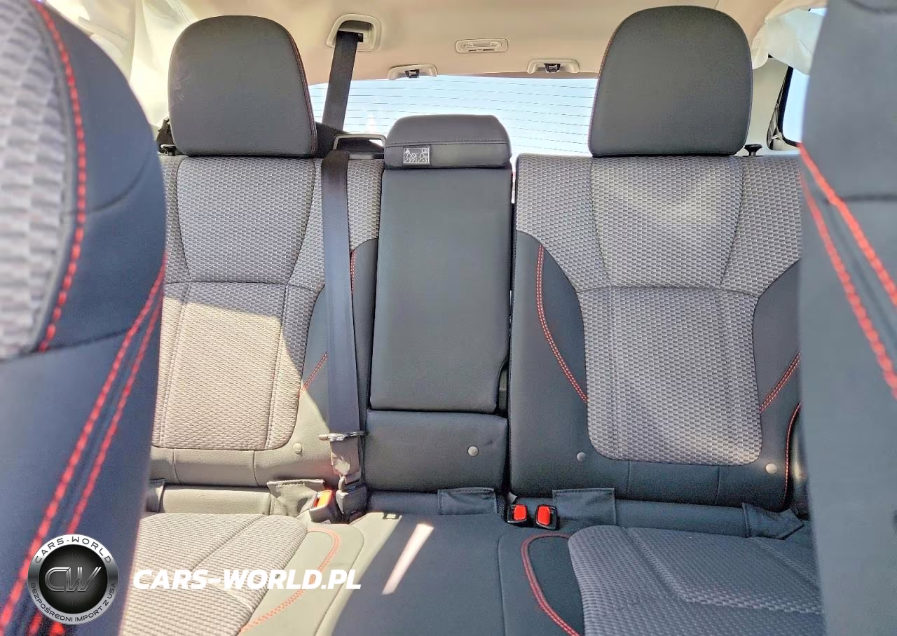 2024 Subaru Forester Sport VIN:JF2SKAGC4RH446919 - 10