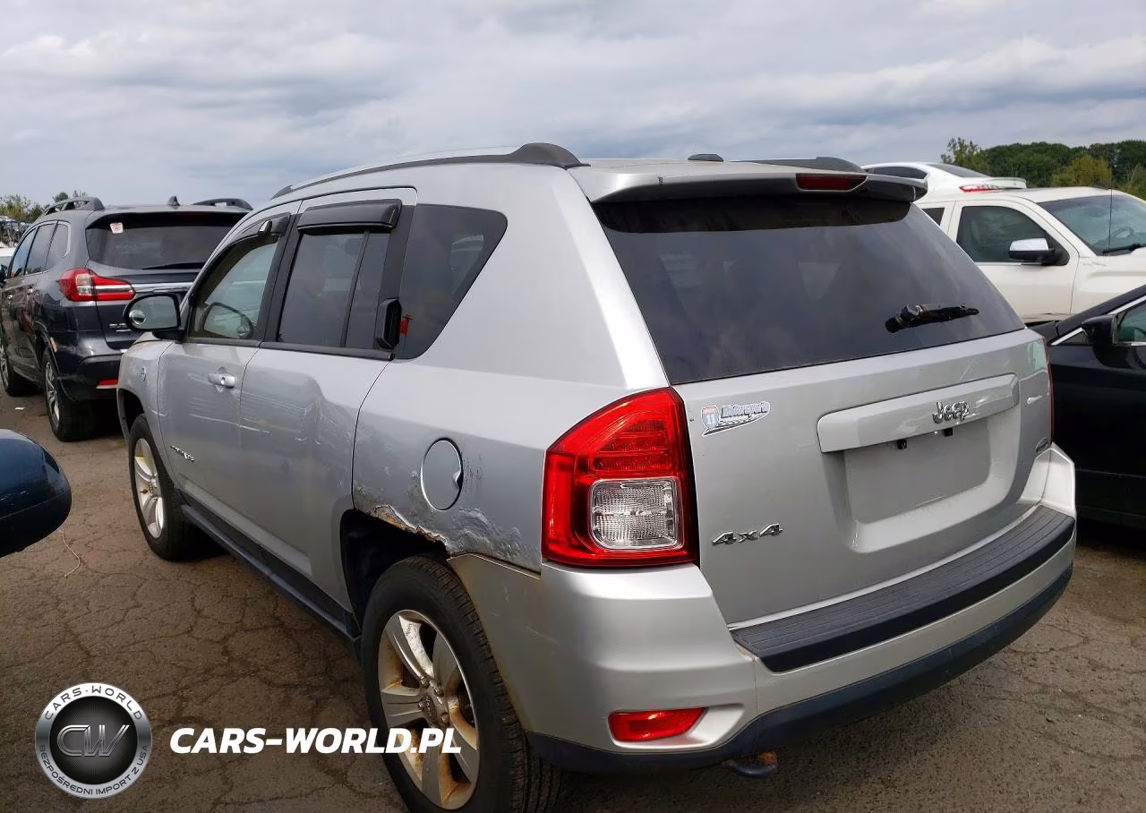 2012 Jeep Compass Latitude VIN:1C4NJDEB8CD621746 - 2