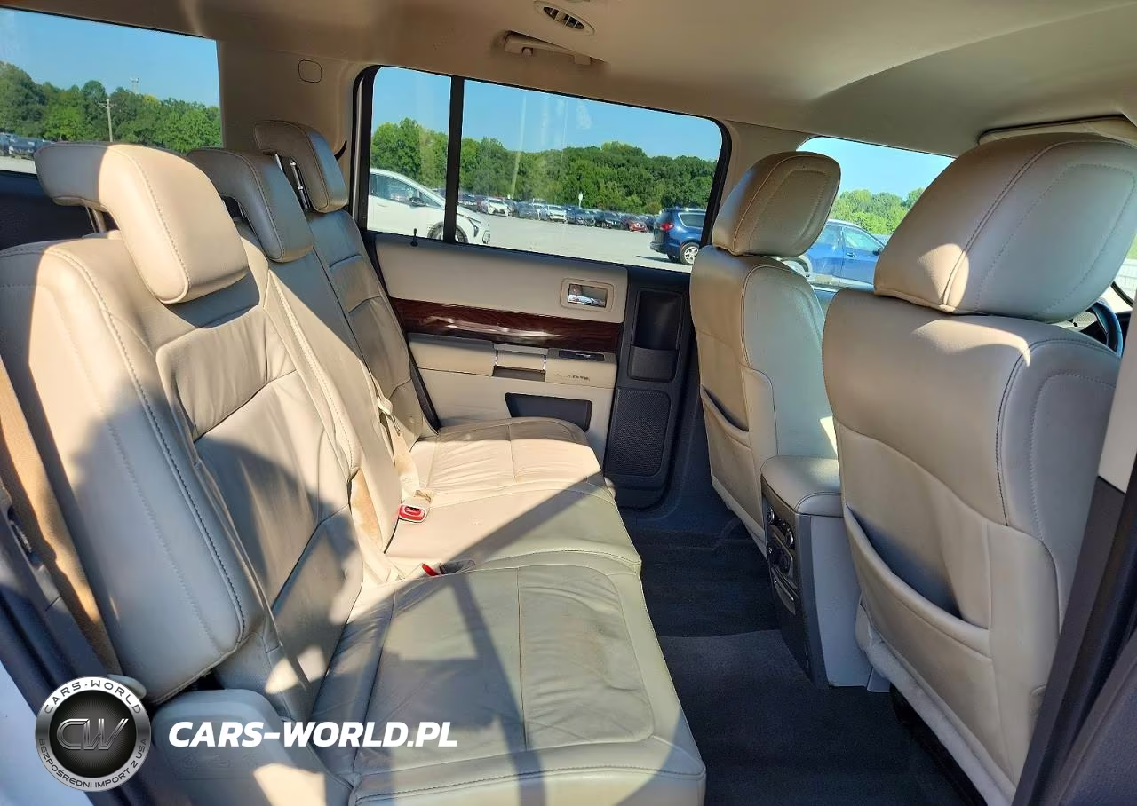 2010 Ford Flex Sel VIN:2FMGK5CC0ABA67933 - 10