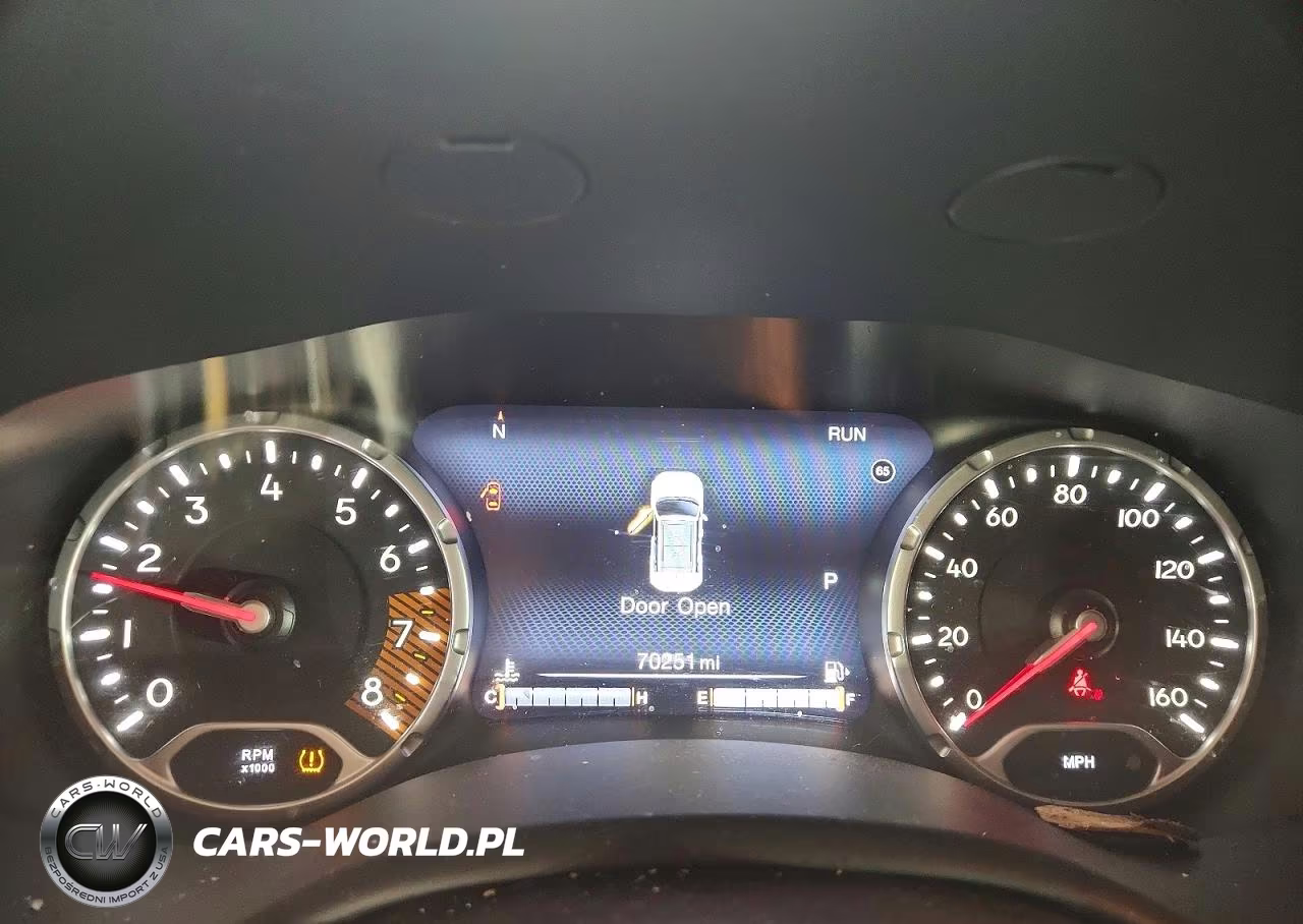 2020 Jeep Renegade Trailhawk VIN:ZACNJBC12LPK97285 - 9