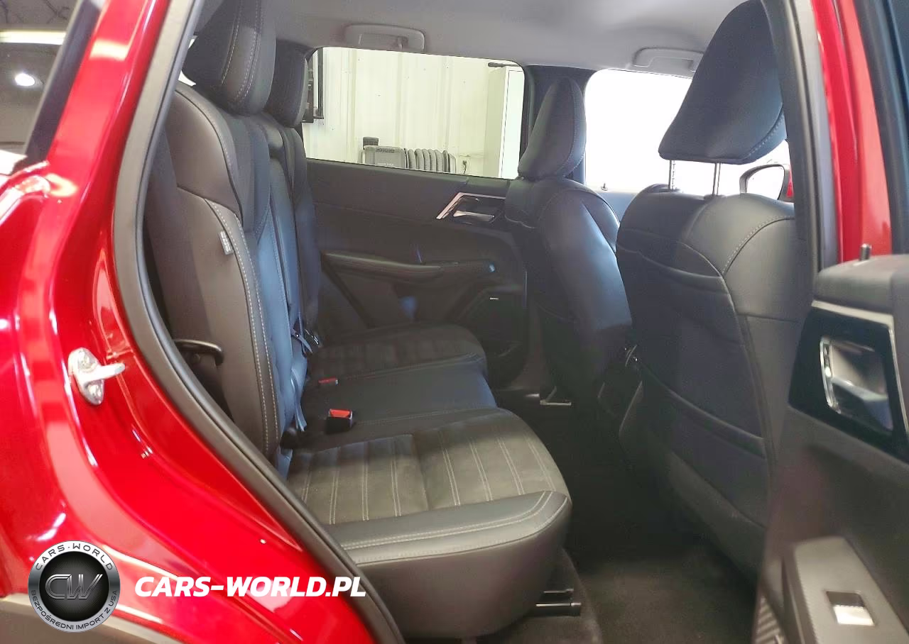2025 Mitsubishi Outlander Se VIN:JA4J4VA8XSZ035227 - 11