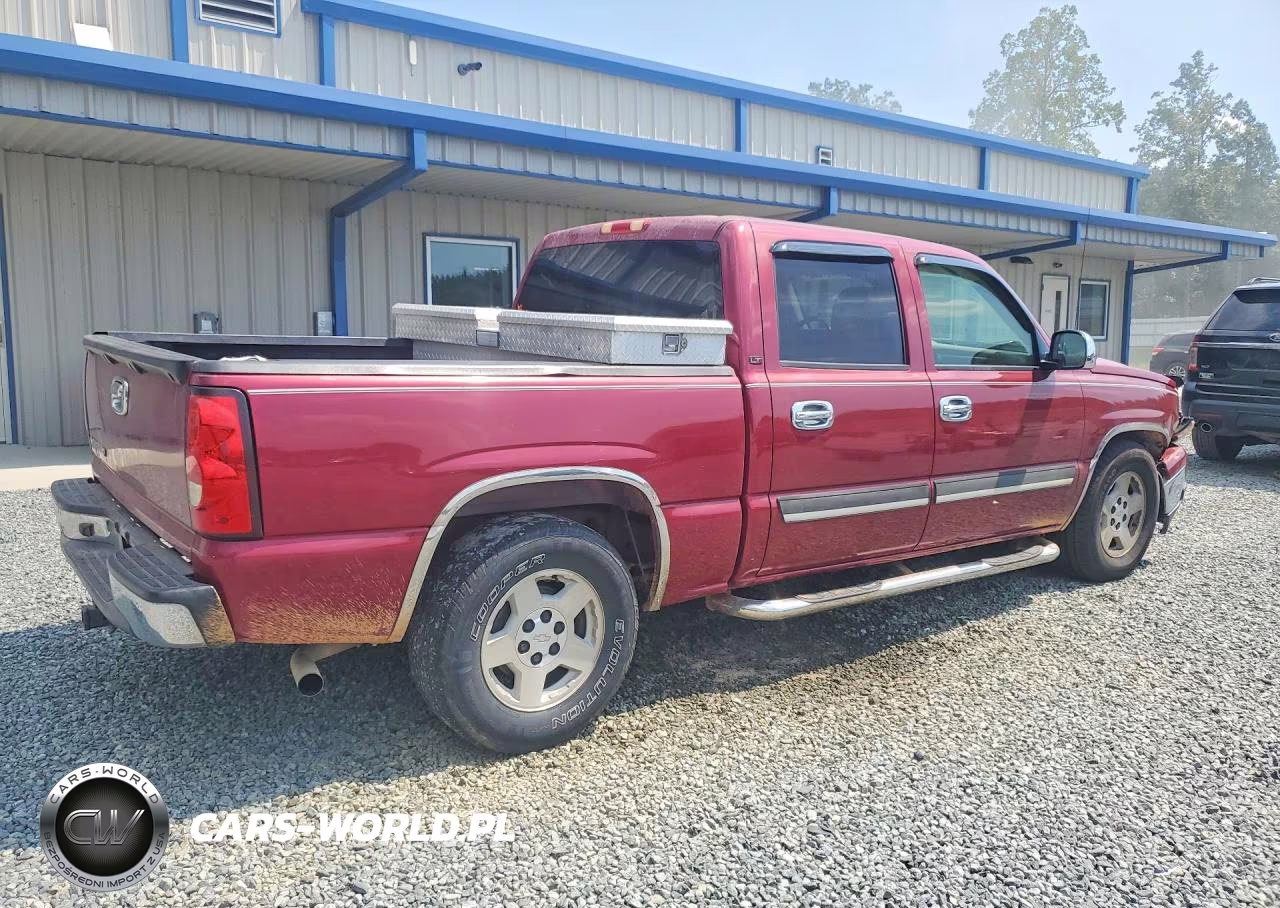 2006 Chevrolet Silverado C1500 VIN:2GCEC13T561143919 - 3