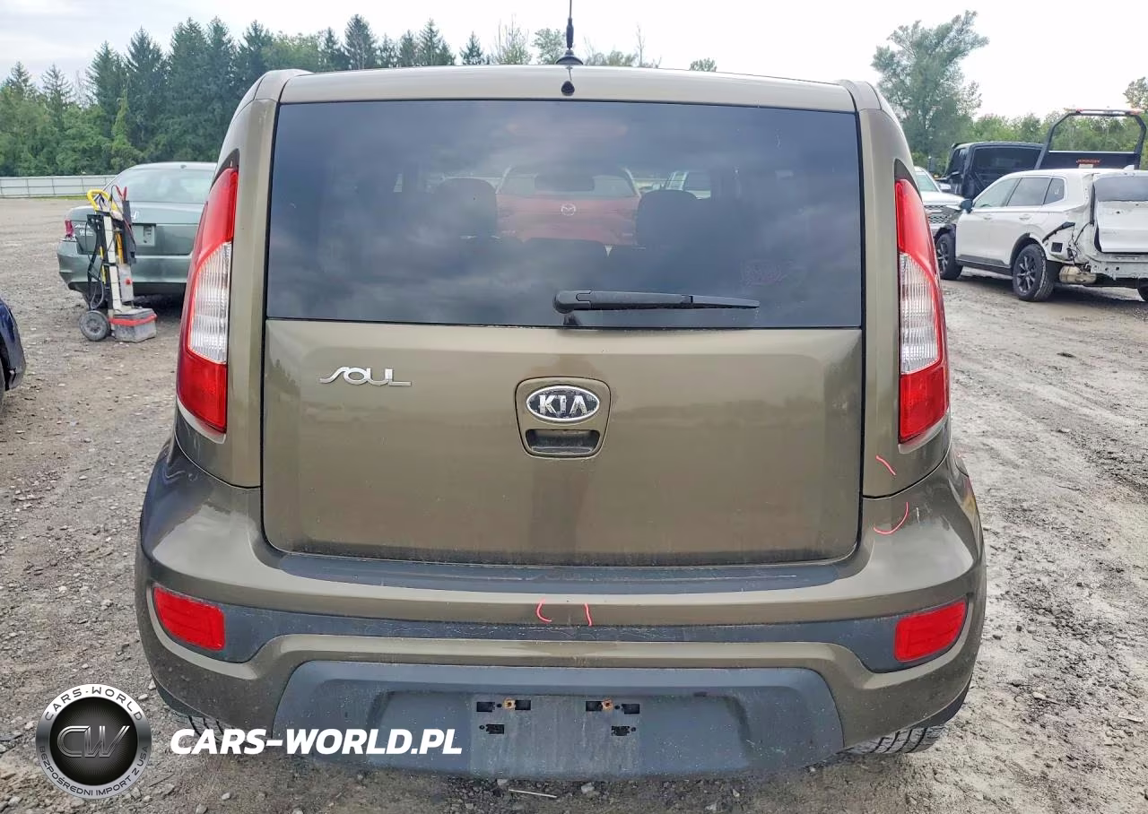 2012 Kia Soul + VIN:KNDJT2A65C7459899 - 6