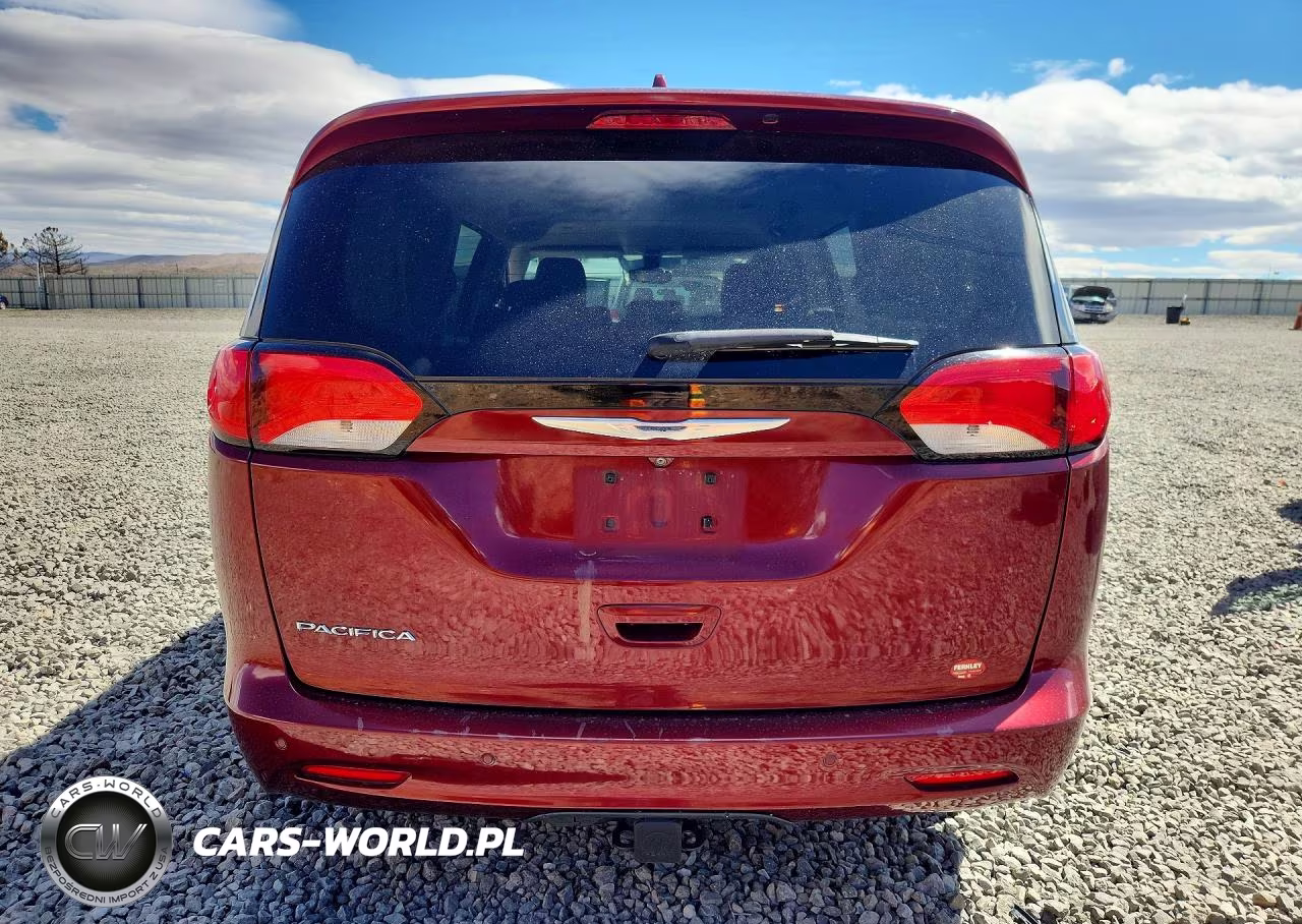 2017 Chrysler Pacifica Lx VIN:2C4RC1CGXHR509124 - 6