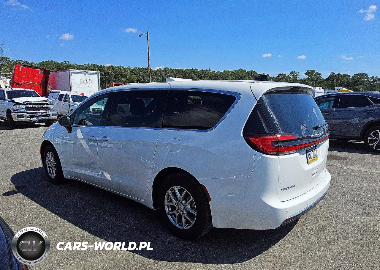 2026 Chrysler Pacifica Select VIN:2C4RC1BG2TR266869 - 2