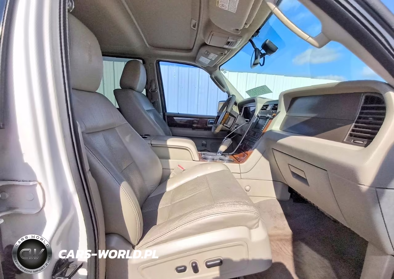 2011 Lincoln Navigator VIN:5LMJJ2H56BEJ04536 - 14