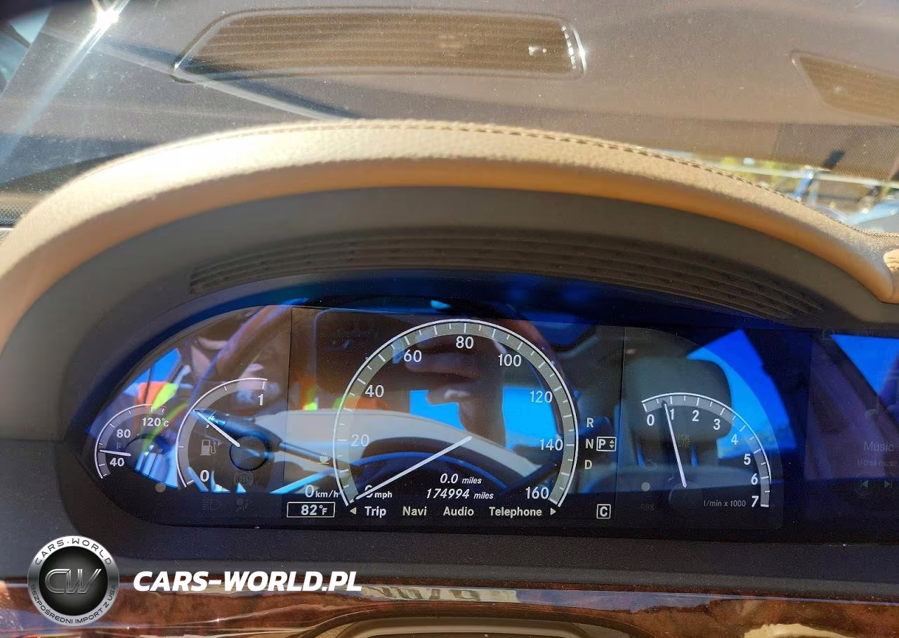 2010 Mercedes-Benz S 550 4Matic VIN:WDDNG8GB7AA333689 - 9