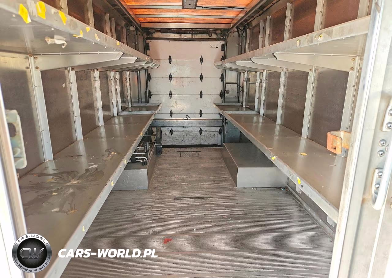 2020 Freightliner Mt45G Chassis Delivery Truck VIN:4UZAC2EA6LCLZ6748 - 10