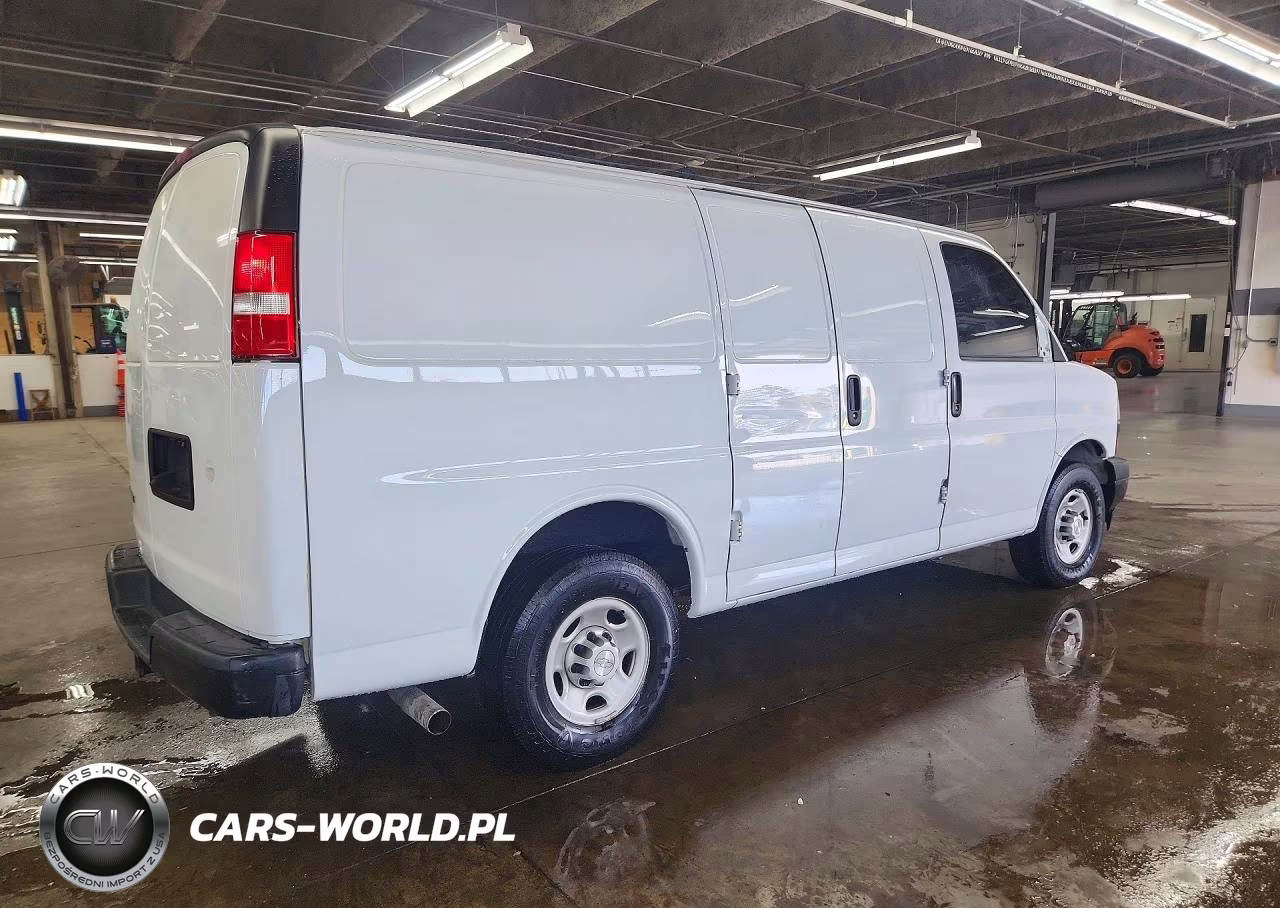 2019 Chevrolet Express 2500 Cargo Delivery Van VIN:1GCWGAFG0K1363010 - 3