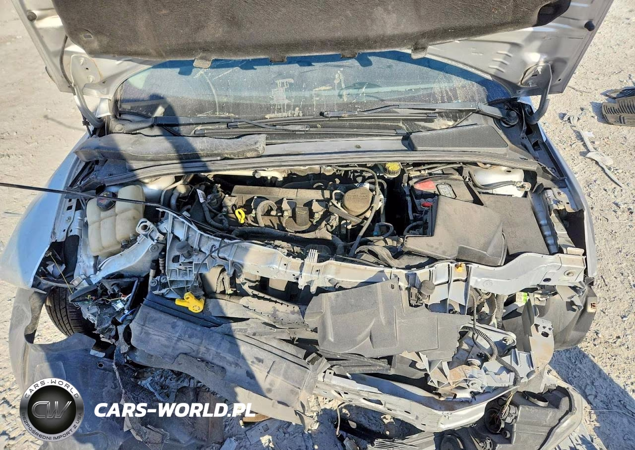 2016 Ford Focus Se VIN:1FADP3F20GL307657 - 11