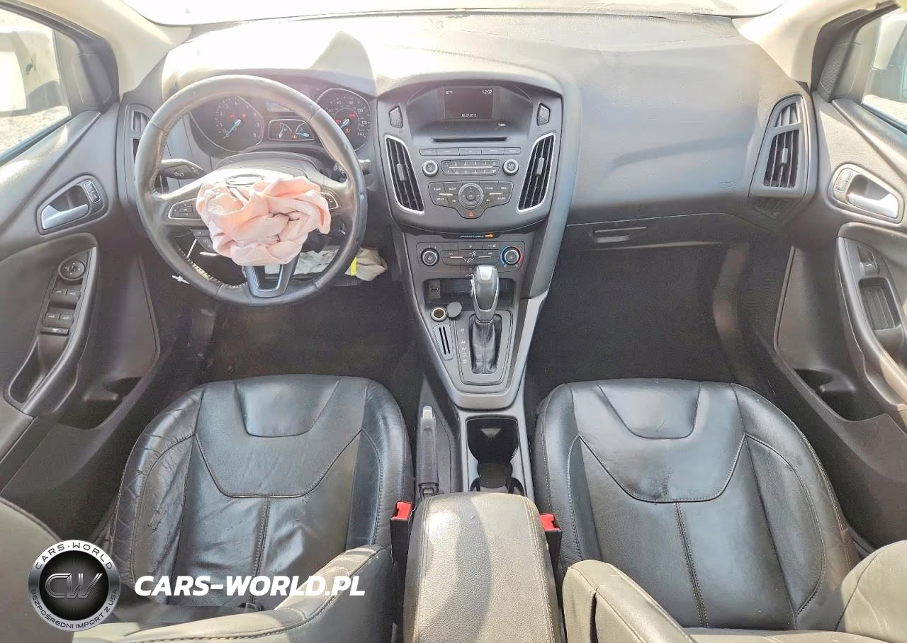 2016 Ford Focus Se VIN:1FADP3F20GL307657 - 8
