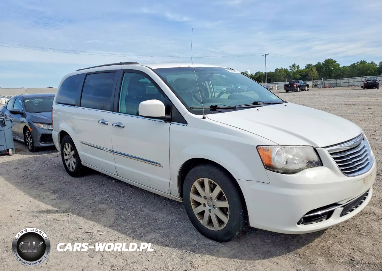 2015 Chrysler Town & Country Touring VIN:2C4RC1BG8FR662535 - 4