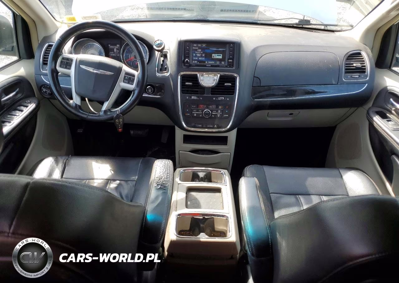 2015 Chrysler Town & Country Touring VIN:2C4RC1BG8FR662535 - 8