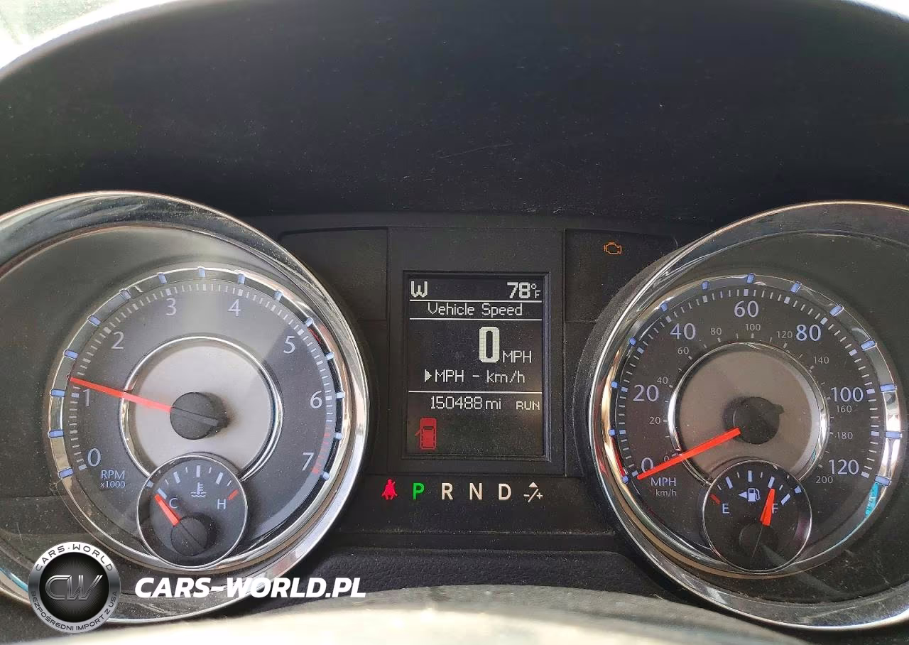 2015 Chrysler Town & Country Touring VIN:2C4RC1BG8FR662535 - 9