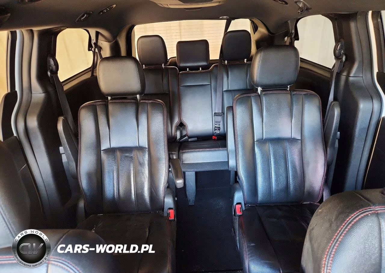 2018 Dodge Grand Caravan Gt VIN:2C4RDGEG3JR254304 - 10