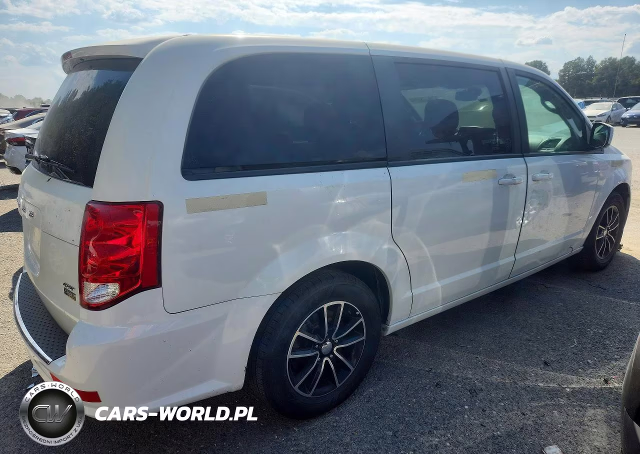 2018 Dodge Grand Caravan Gt VIN:2C4RDGEG3JR254304 - 3
