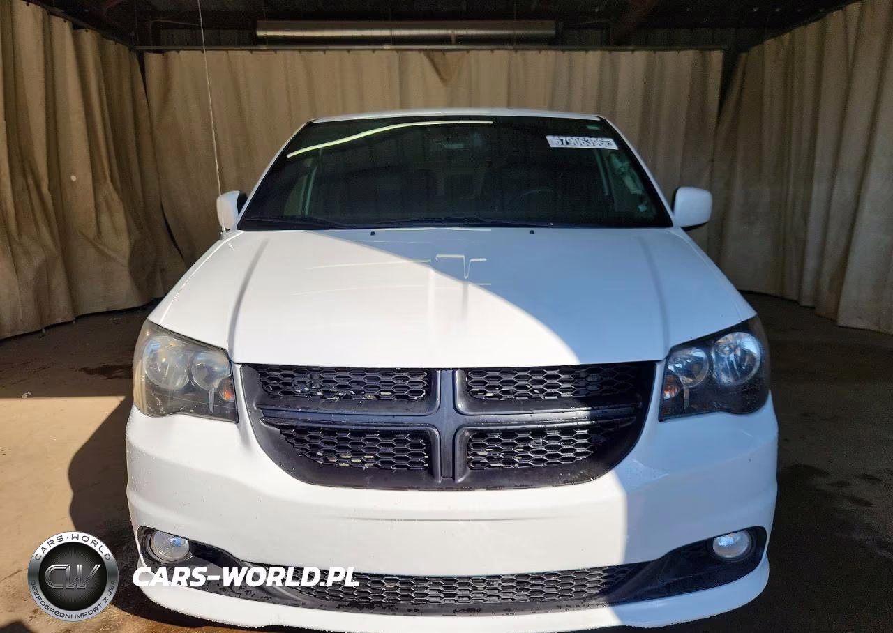2018 Dodge Grand Caravan Gt VIN:2C4RDGEG3JR254304 - 5