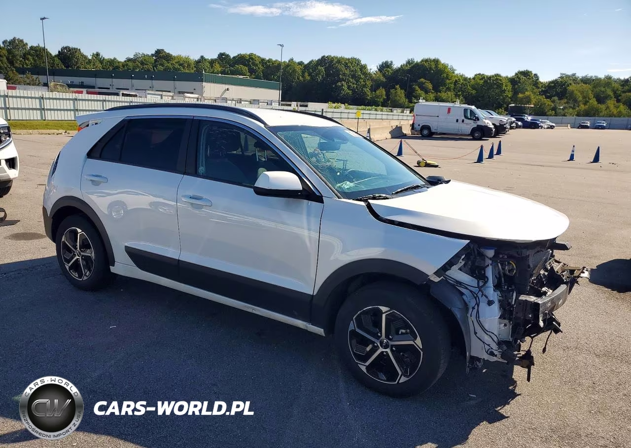 2025 Kia Niro Lx VIN:KNDCP3LE9S5289760 - 4