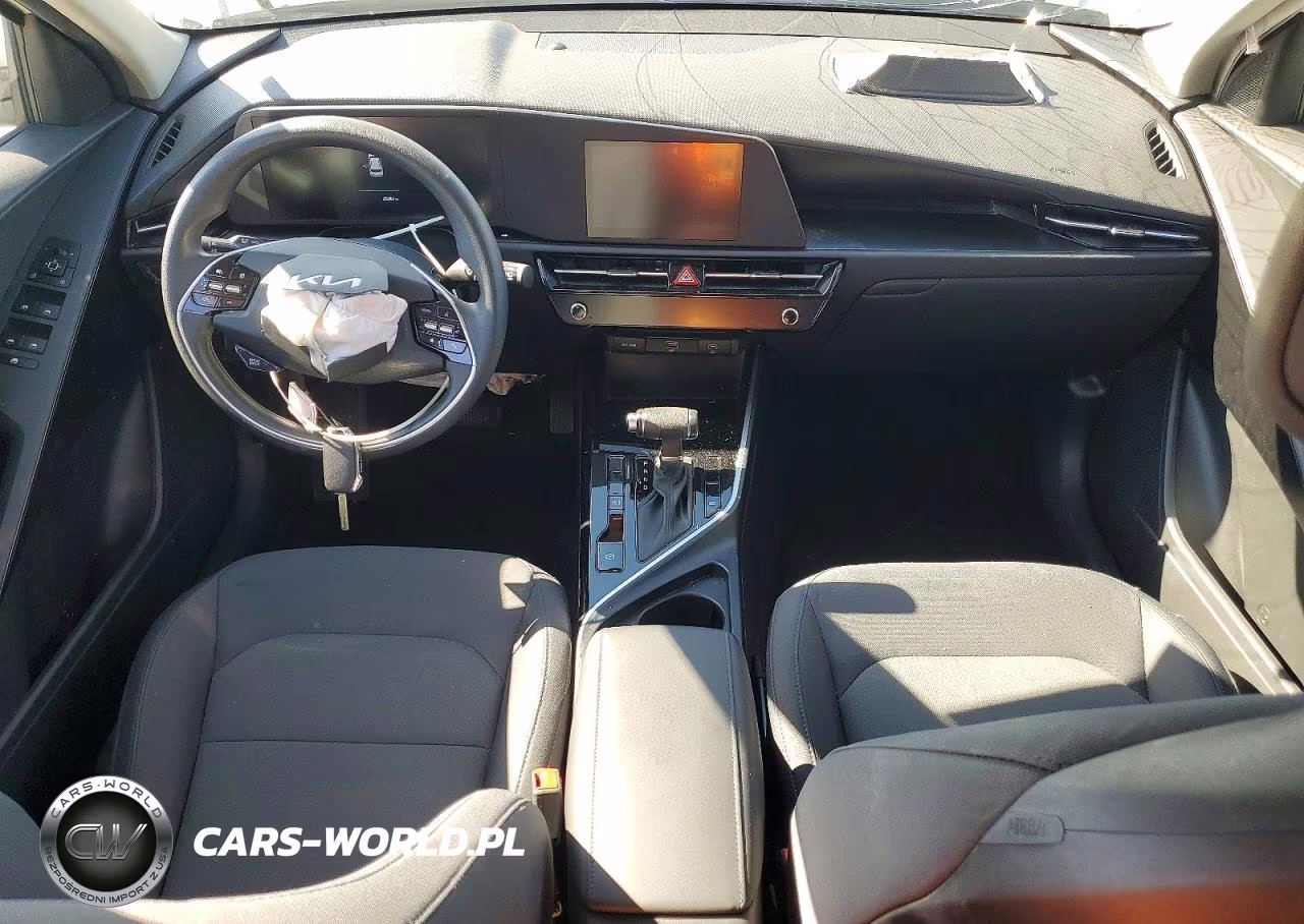 2025 Kia Niro Lx VIN:KNDCP3LE9S5289760 - 8