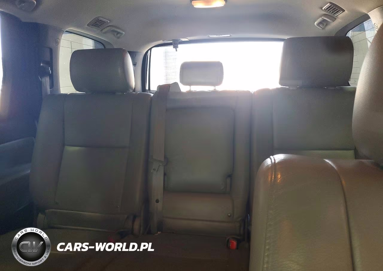 2017 Toyota Sequoia Sr5 VIN:5TDBY5G16HS150541 - 10