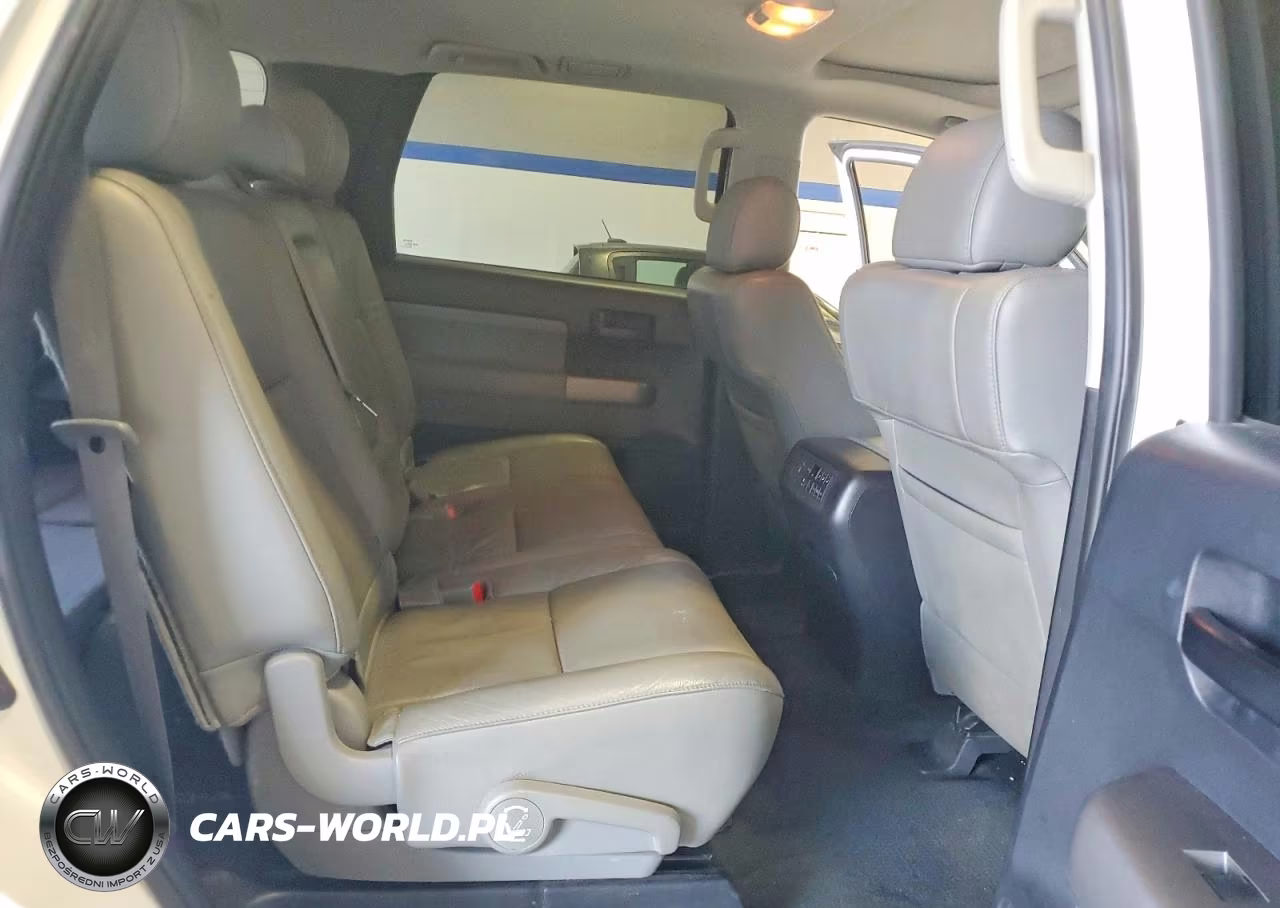 2017 Toyota Sequoia Sr5 VIN:5TDBY5G16HS150541 - 11
