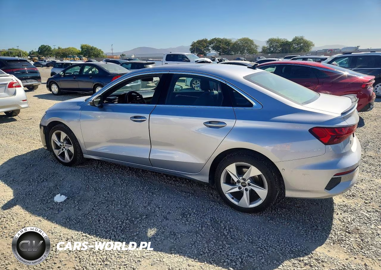 AUDI A3 VIN:WAUAUDGY0PA143172 - 2