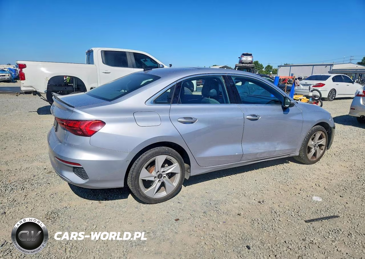 AUDI A3 VIN:WAUAUDGY0PA143172 - 3