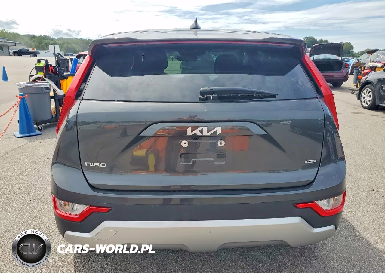 2025 Kia Niro Lx VIN:KNDCP3LE8S5289202 - 6