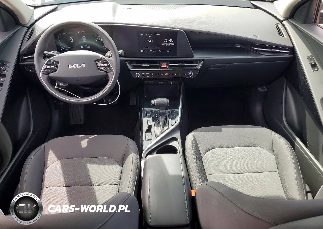 2025 Kia Niro Lx VIN:KNDCP3LE8S5289202 - 8
