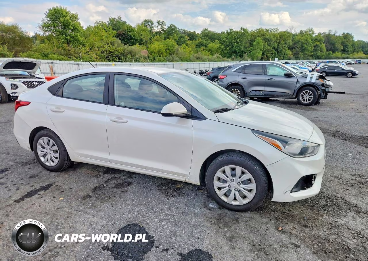 2019 Hyundai Accent Se VIN:3KPC24A37KE076445 - 4