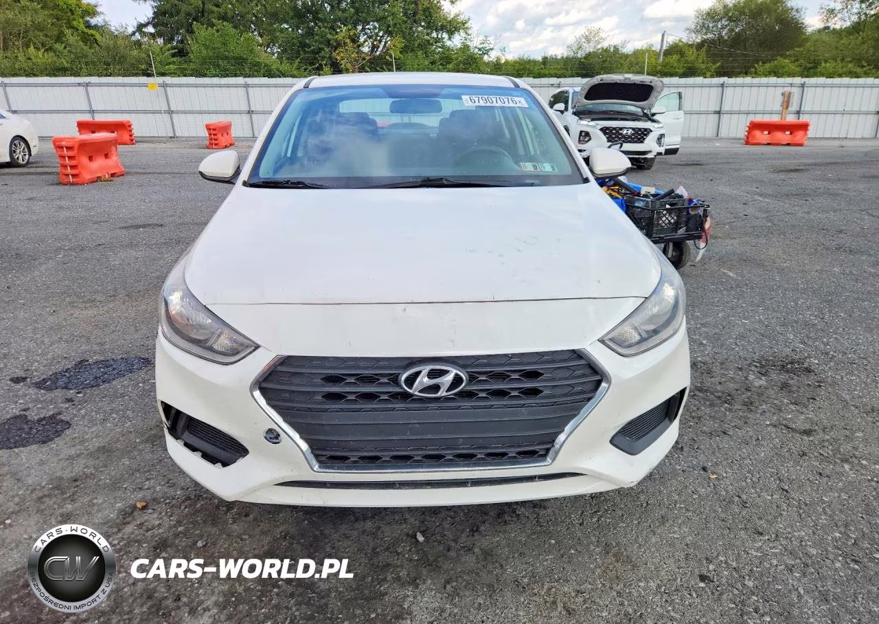 2019 Hyundai Accent Se VIN:3KPC24A37KE076445 - 5