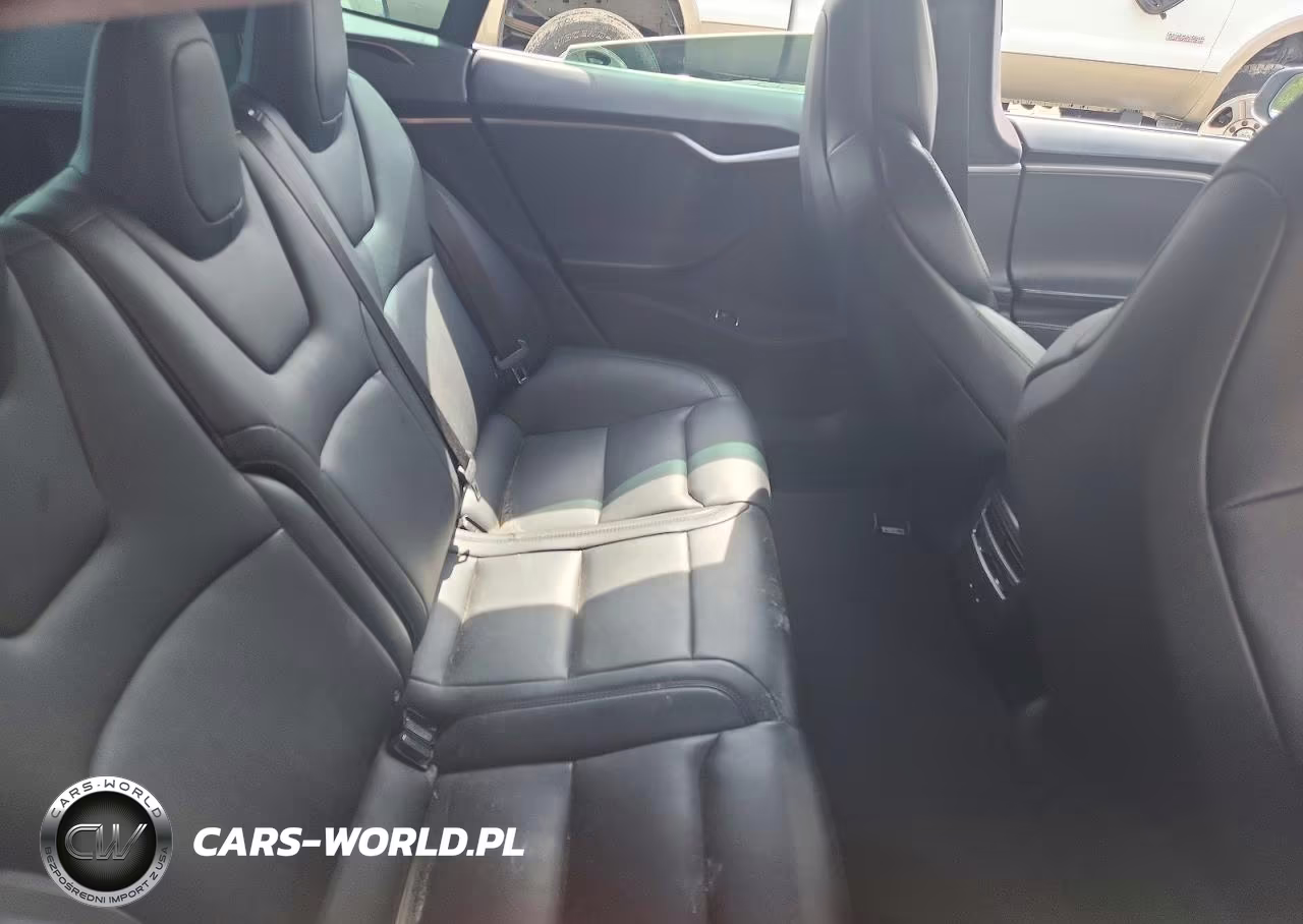 2018 Tesla Model S VIN:5YJSA1E28JF258145 - 10