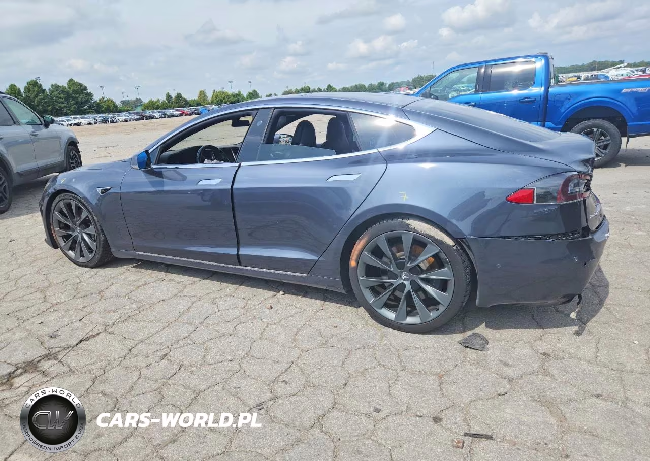 2018 Tesla Model S VIN:5YJSA1E28JF258145 - 2