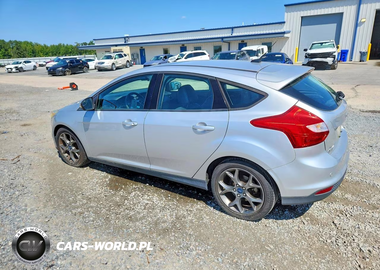 2014 Ford Focus Se VIN:1FADP3K22EL141869 - 2
