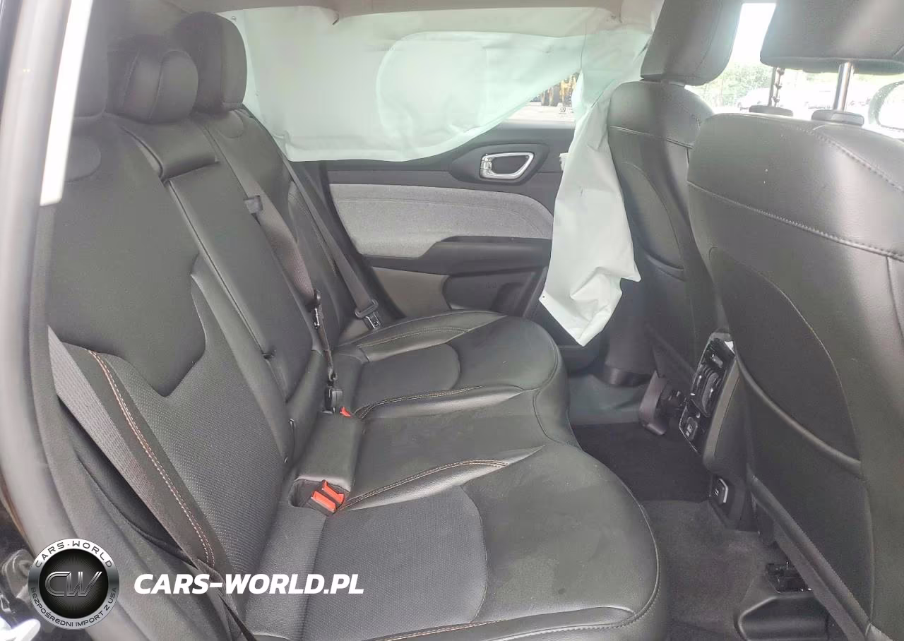 2022 Jeep Compass Latitude Lux VIN:3C4NJDFB1NT154469 - 11