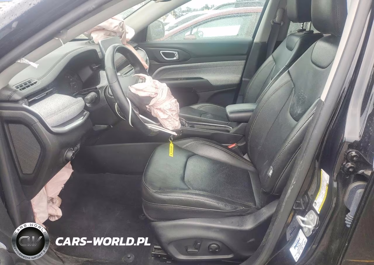 2022 Jeep Compass Latitude Lux VIN:3C4NJDFB1NT154469 - 7