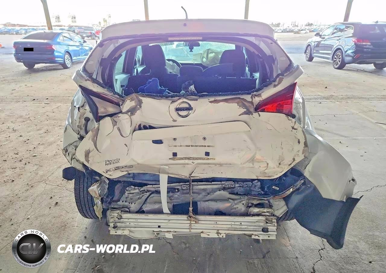 2019 Nissan Kicks S VIN:3N1CP5CU2KL482001 - 6