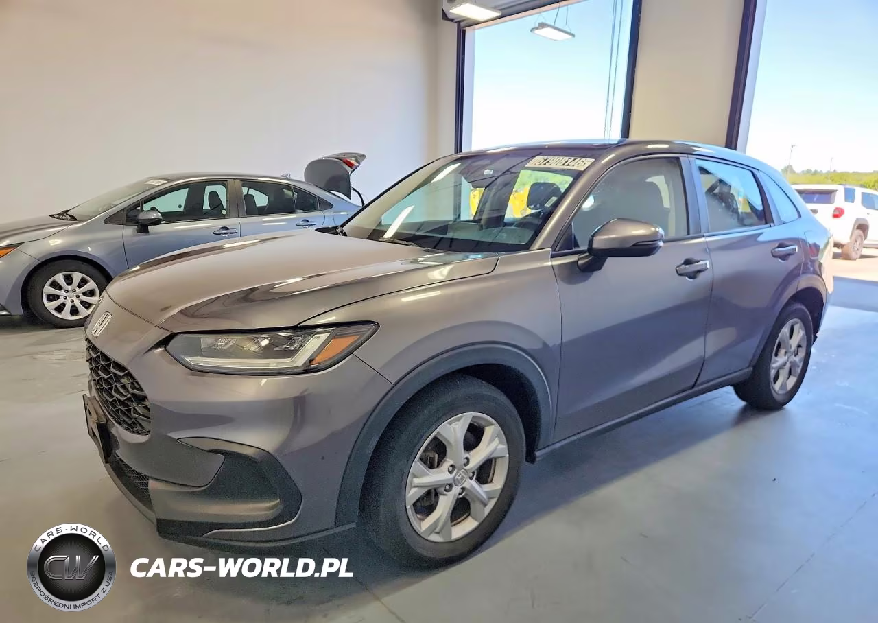 2023 Honda Hr-V Lx VIN:3CZRZ2H31PM747423 - 1
