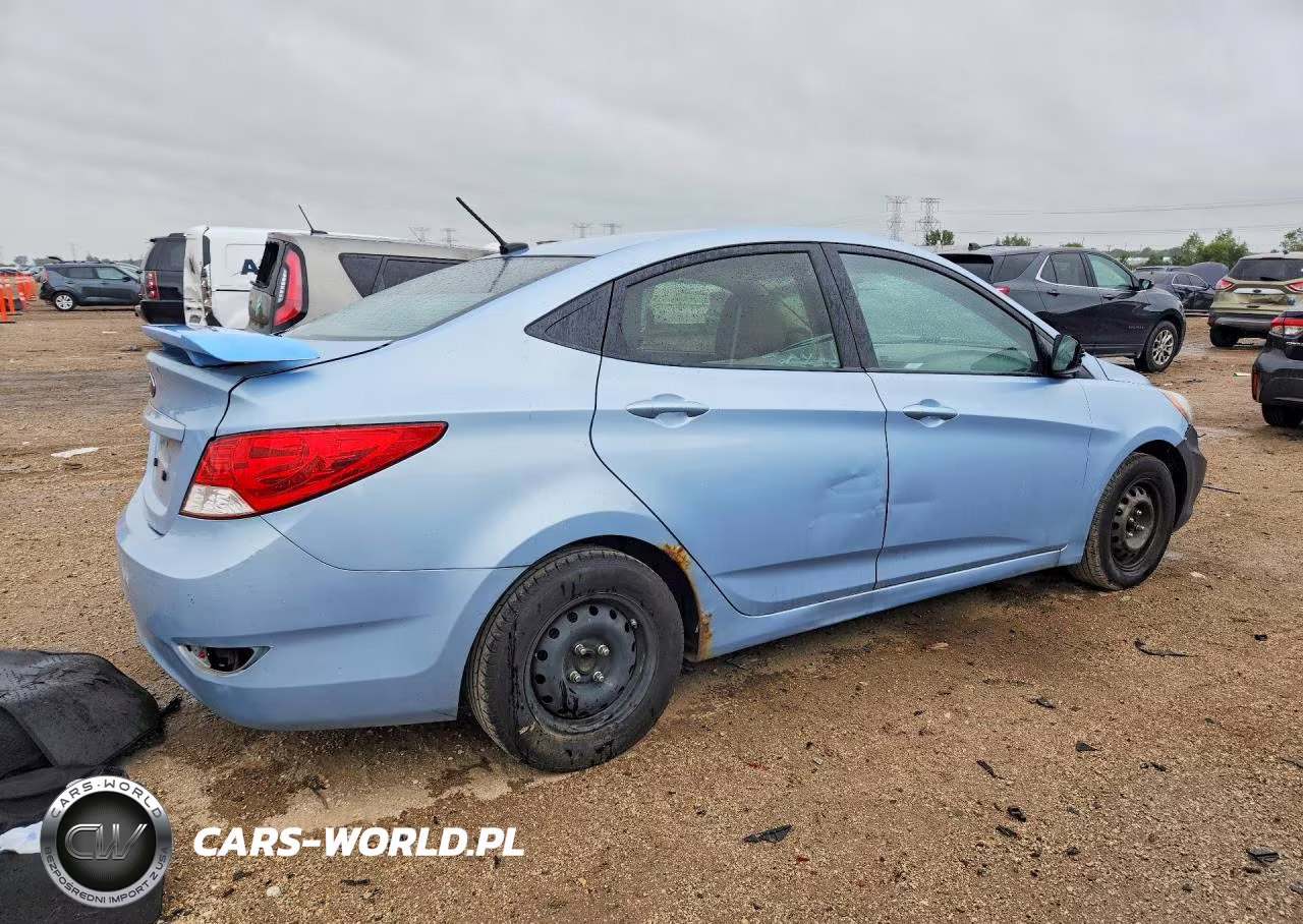 2013 Hyundai Accent Gls VIN:KMHCT4AE4DU386129 - 3