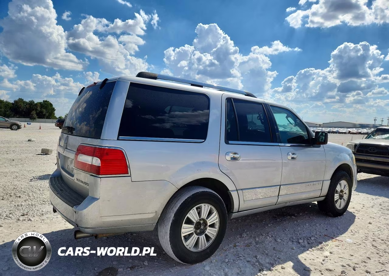 2012 Lincoln Navigator VIN:5LMJJ2H53CEL01777 - 3