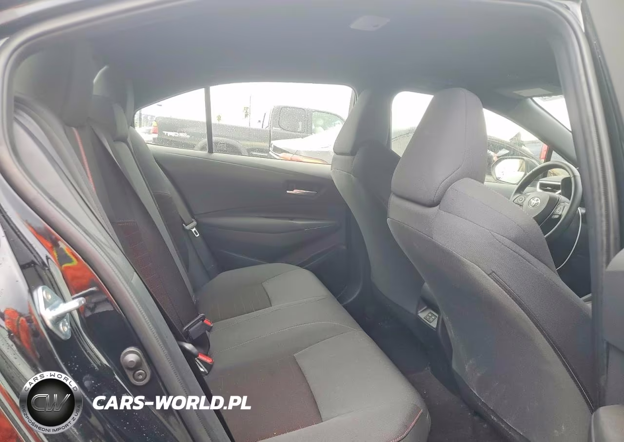 2026 Toyota Corolla Hybrid Se VIN:JTDBCMFE2T3139026 - 10