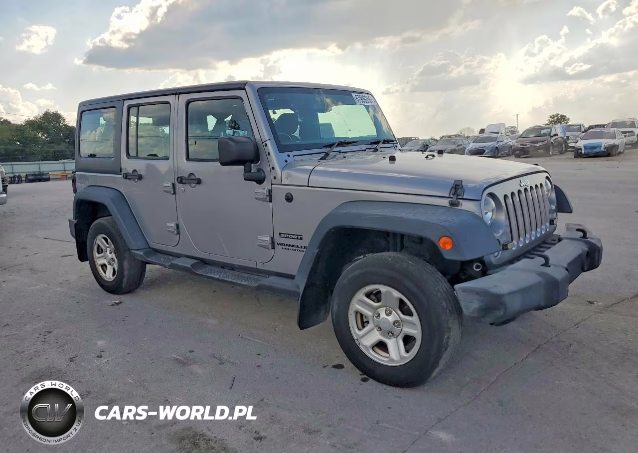 2016 Jeep Wrangler Unlimited Sport VIN:1C4BJWKG7GL200305 - 4