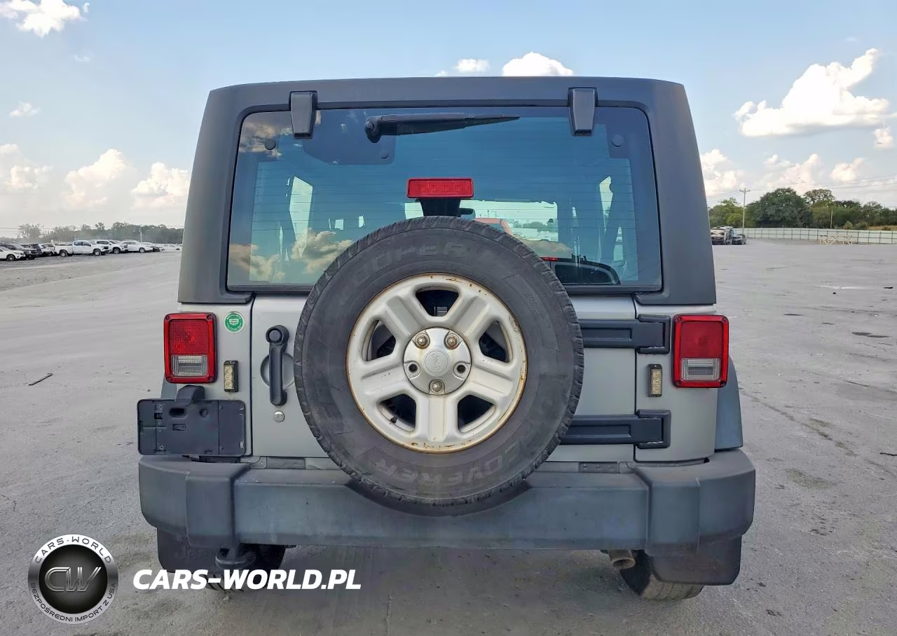 2016 Jeep Wrangler Unlimited Sport VIN:1C4BJWKG7GL200305 - 6