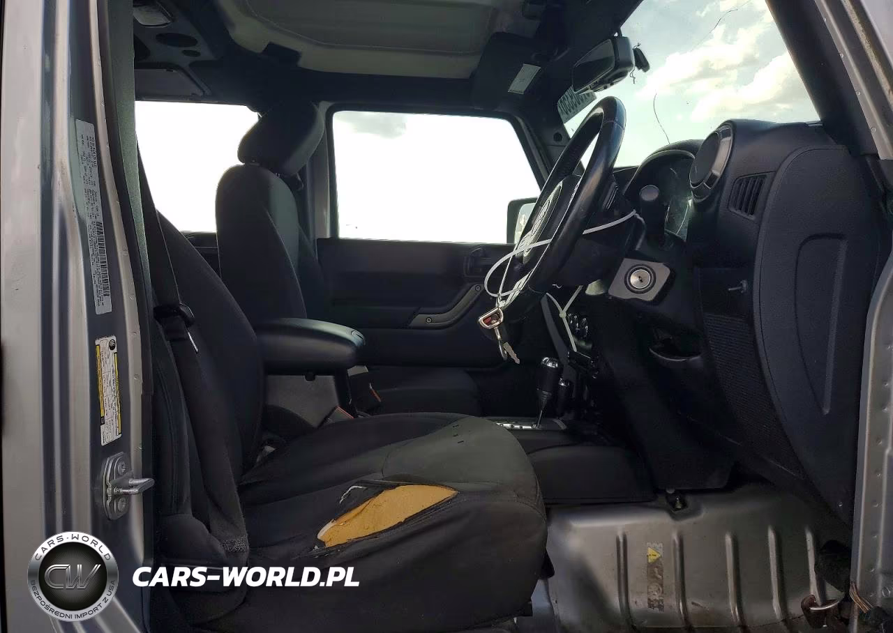 2016 Jeep Wrangler Unlimited Sport VIN:1C4BJWKG7GL200305 - 7