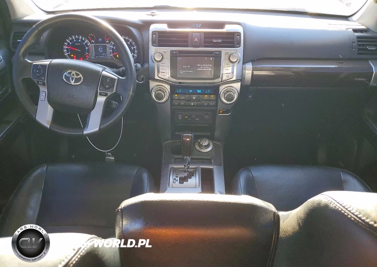 2018 Toyota 4Runner Limited VIN:JTEBU5JR7J5562162 - 8