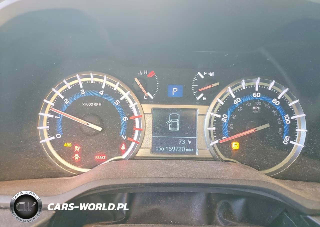 2018 Toyota 4Runner Limited VIN:JTEBU5JR7J5562162 - 9