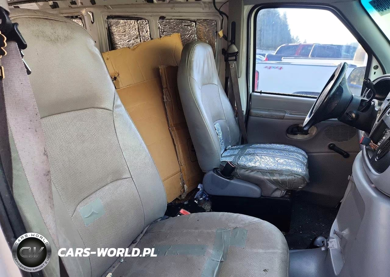 2000 Ford Econoline E350 Super Duty Van VIN:1FTSS34S7YHA09193 - 11