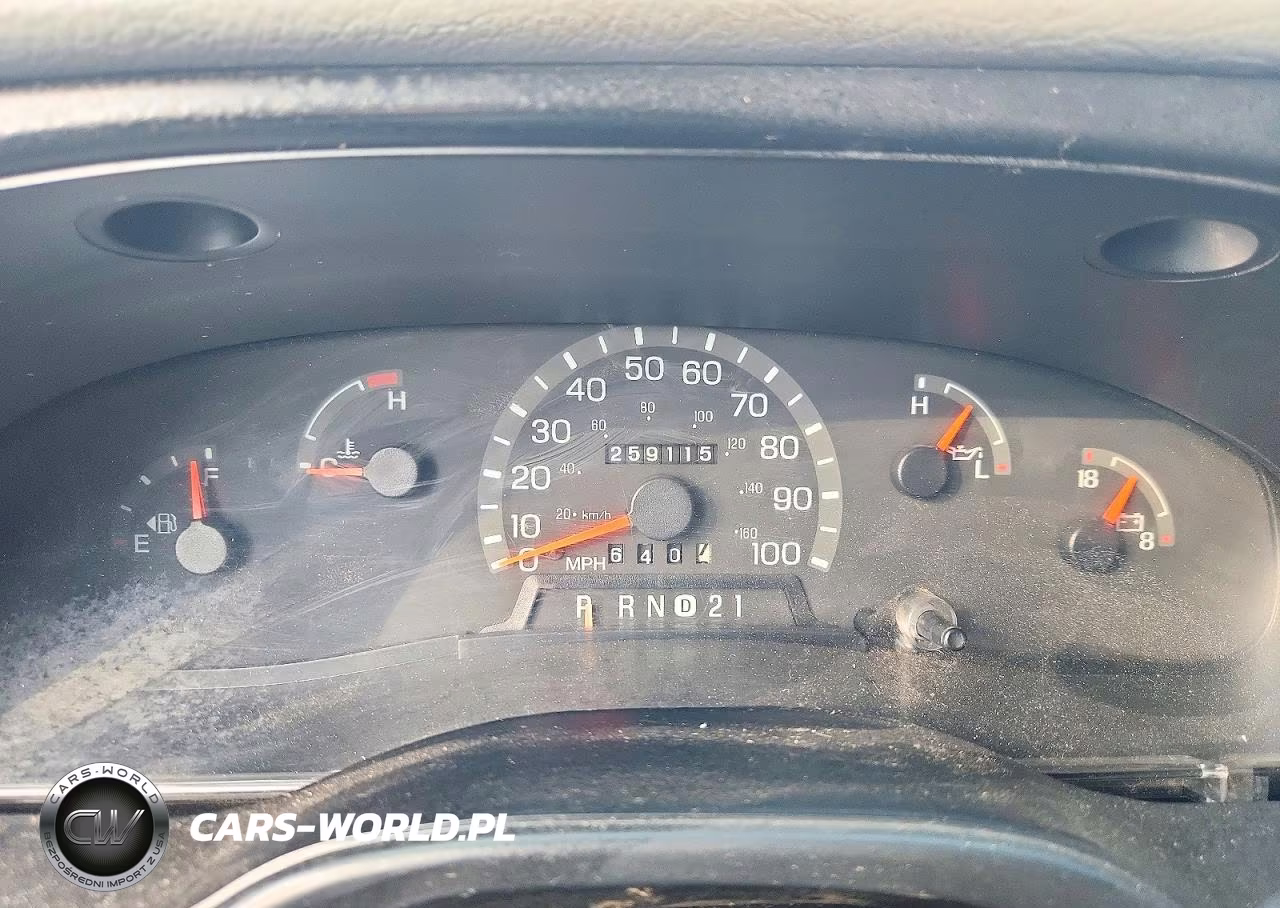 2000 Ford Econoline E350 Super Duty Van VIN:1FTSS34S7YHA09193 - 9