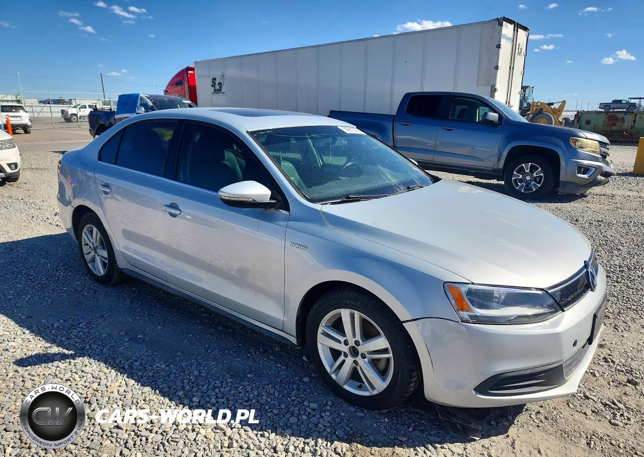 2013 Volkswagen Jetta Hybrid VIN:3VW637AJ6DM231163 - 4