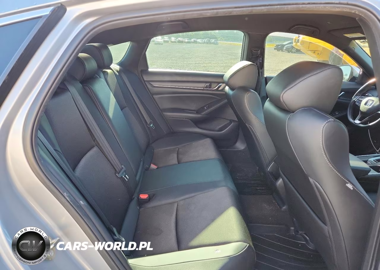 2019 Honda Accord Sport VIN:1HGCV1F35KA129162 - 10